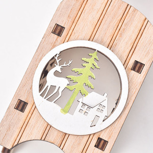 Adornos navideños de trineo de madera, decoraciones colgantes cortadas con láser para árbol, estilo rústico, decoración navideña. - Product Image 3