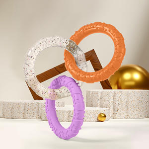 Trois couleurs TPR Pull Ring Dog Toy Conception interactive écologique pour l'auto-divertissement de <span class=keywords><strong>dentition</strong></span> Soulagement de l'ennui Style mignon - Product Image 2