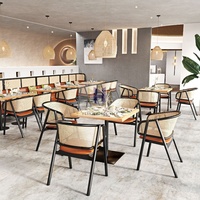Meubles commerciaux au design moderne table en bois fer ensemble de chaises pour cafés restaurants hôtels pour la cuisine salle à manger