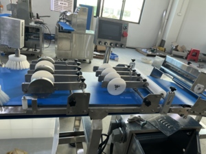 Ligne de production entièrement automatique de pâtisserie feuilletée Palmier pour boulangerie industrielle - Product Image 4