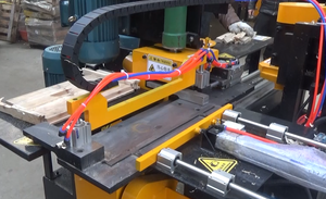 Barre latérale industrielle à grande vitesse formant la machine pour le moteur de boîtes d'abeilles comme composant de noyau - Product Image 3