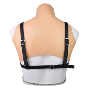 ที่หนีบหัวนม QK-B8107 แบบ BDSM ทำจากโลหะสแตนเลส สายหนังรัดตัว ของเล่นทางเพศสำหรับคู่รัก ผลิตภัณฑ์สำหรับการเล่นบทบาทสมมติ ขายส่งจากโรงงาน - Product Image 4
