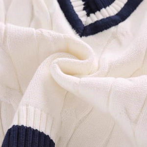 Pull col en V blanc et bleu marine avec badge, en coton tricoté, style scolaire pour filles, sous-vêtement, nouveau design 2025 - Product Image 4