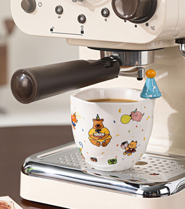 Tasses à café à main en céramique mignonnes et créatives cadeaux <span class=keywords><strong>de</strong></span> Noël haute valeur pour l'argent maison utilisé Couple dessin animé et tasse pour enfants - Product Image 4