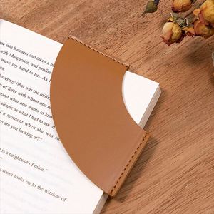 Multi-Purpose Cute Corner <b>Bookmarks</b> PU Leather Fan-shaped <b>Bookmark</b> Trendy Page Clips for Book Lovers - Product Image 2