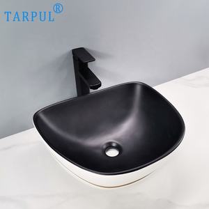 Lavabo de Cerámica Moderno con Diseño en Blanco y Negro con Borde Dorado, Lavabo Artístico para Baño - Product Image 1