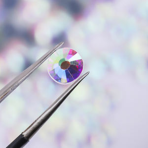 Estrás de Cristal VC SS16 con Fijación en Caliente y Parte Trasera Plana en Colores AB a Granel para Uñas, Ropa, Bolsos y Zapatos - Product Image 4