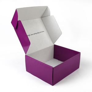 Boîte d'expédition en papier laminé brillant avec logo personnalisé d'usine, boîte d'emballage pliable en carton ondulé E Flute recyclable - Product Image 1