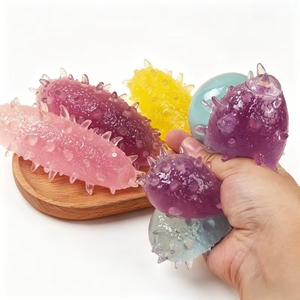 Balle anti-stress souple en silicone en forme de concombre de mer, jouet sensoriel rebondissant en forme d'animal marin, vente en gros - Product Image 2