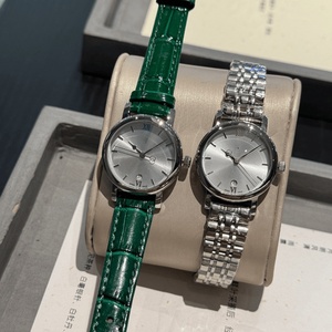 Reloj de Lujo de Alta Gama con Movimiento de Cuarzo Preciso, Esfera con Diseño Solar, Ventana de Calendario y Correa Desmontable para Fácil Reemplazo - Product Image 1