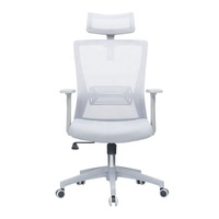 Chaise de bureau ergonomique moderne en maille avec accoudoirs réglables, support lombaire et mécanisme d'inclinaison pivotant pour usage en atelier