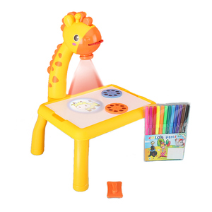 益智玩具系列儿童投影绘图玩具套装写字台迷你，黄色长颈鹿 - Product Image 1