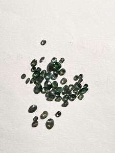 Alexandrite naturelle facettée de formes variées pour la fabrication de bijoux, provenant des mines indiennes, pierre rare à changement de couleur, 2-5mm, 200ct - Product Image 4