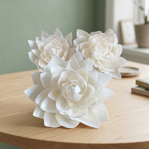 Flores de Dalia de Papel Blanco Hechas a Mano, Decorativas para el Hogar, Bodas, Graduaciones, Interiores, Sala de Estar, Todas las Estaciones, Ecológicas - Product Image 1