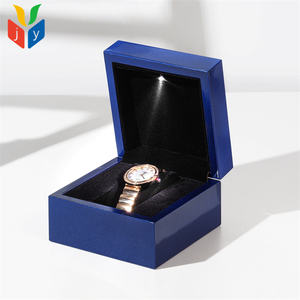 Gepersonaliseerde Eenvoudige Stijl Sieraden Doos Led Licht Custom Logo Grijze Sieraden Verpakking Doos Voor Mannen - Product Image 5