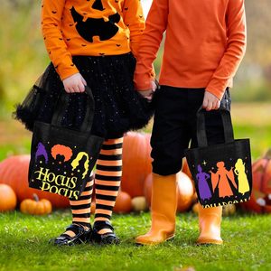 Vente en gros de fournitures d'emballage cadeau de fête réutilisables sac en <span class=keywords><strong>tissu</strong></span> non tissé dessin animé Halloween sac à main sac cadeau bonbons Biscuit - Product Image 4
