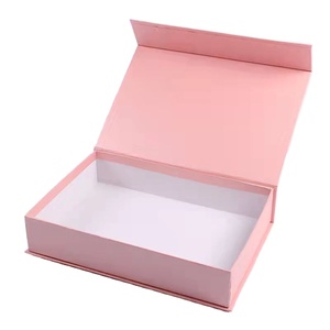 Magnetic Box Flap Lid Packaging Cardboard Custom Magnetic Closure Gift Paper Box Customized Clothing Shoes Packaging Box