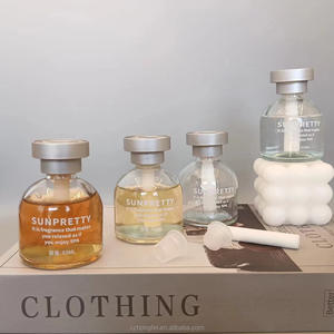 ขว<span class=keywords><strong>ด</strong></span>น้ำหอมตกแต่งภายในรถยนต์คุณภาพสูง 65 มล. กลิ่นพืชธรรมชาติ น้ำมันหอมระเหยจากพืช บรรจุในขวดแก้ว - Product Image 1