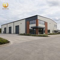 Bâtiment d'entrepôt en acier, structure en acier préfabriquée, atelier industriel, bâtiment métallique à grande portée avec bureau