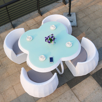 Chaises modernes pour restaurants, chaises de salle à manger en rotin pour l'extérieur, ensembles de table et de jardin, ensemble patio peu encombrant