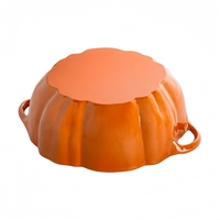 Cocotte en fonte émaillée en forme de citrouille avec bouton unique et deux poignées pour la cuisine et la pâtisserie