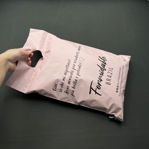Bolsa de polietileno rosa mate con asa troquelada, bolsa de envío con asa troquelada impresa personalizada para embalaje de ropa - Product Image 2