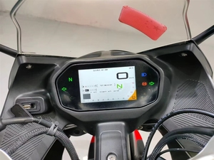 Motos d'occasion 2024 QJMOTOR Salu 550 Sportbikes cc Moteur bicylindre refroidi par eau haute performance Racing - Product Image 6