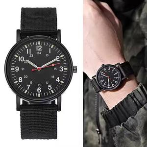 Montre-bracelet à quartz NYY pour homme avec bracelet en nylon, fonction sportive lumineuse, boîtier rond, tendance, pour le quotidien et le travail, pas chère - Product Image 2