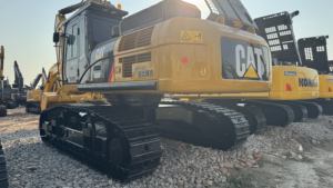 Excavadora CAT 340DL usada en venta, a buen precio, motor original, pocas horas de trabajo, 90% nueva, cumple con la normativa de la EPA - Product Image 2