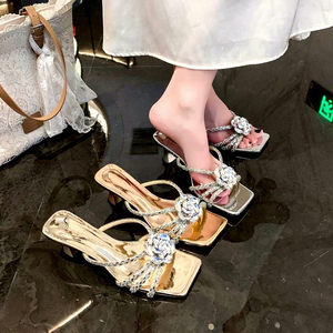 Sandales mules à chaîne en strass pour femmes, bout carré ouvert, talon évasé, à enfiler, chaussures d'été tendance - Product Image 1