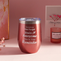 Coffret cadeau Spa de luxe comprenant gobelet avec paille ours serviette masque pour les yeux miroir bombes de bain bougie diamant savon produits de Chine
