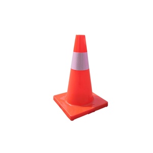 Fournisseur chinois de cônes de signalisation en PVC réfléchissant orange pour la sécurité routière en rouge et en orange - Product Image 1
