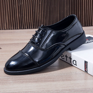 Chaussures Richelieu pour hommes en cuir verni noir, à lacets, bout pointu, style formel, pour le bureau et la carrière, semelle extérieure en caoutchouc - Product Image 4