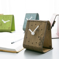 Quasi jam Pendulum senyap dekorasi Desktop rumah sederhana Modern untuk kamar tidur jam dinding kayu ukiran untuk penggunaan di rumah