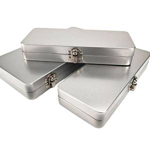 กล่องดินสอโลหะแบบมีฝาปิดแบบมีบานพับ รูปทรงสี่เหลี่ยมผืนผ้า สีเงิน พร้อมโลโก้สั่งทำพิเศษ สำหรับเก็บเครื่องเขียน - Product Image 2