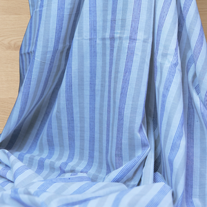 Tela de Algodón Khadi Orgánica Tejida a Mano, Ecológica, con Rayas Azules, Ligera, Transpirable, 60GSM, para Camisas y Vestidos de Niños y Niñas - Product Image 1