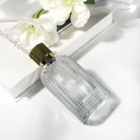 Flacon de parfum en verre de forme unique, nouveau design, flacon pompe pour lotion, emballage en verre, flacon de parfum 50 ml avec boîte
