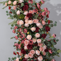 Arche de fleurs artificielles pour mariage, rose bordeaux luxurante, eucalyptus, forme croissant, directement de l'usine, pour décor de mariage et scène.