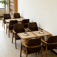 Rustikales Neues Chinesisches PU-Material Restaurant-Möbel Tee- und Kaffeehaus Sofa- und Tisch-Stuhl-Set