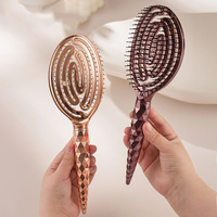 Peigne à dents électroplaqué incurvé haut de gamme pour le cuir chevelu, peigne volumateur pour la couronne de la tête, coffret cadeau.