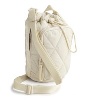 Sac bandoulière pour bouteille d'eau matelassée en diamant