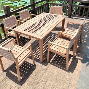 ชุดโต๊ะและเก้าอี้ไม้สักสำหรับสวน ทนน้ำ เหมาะสำหรับลานบ้าน ระเบียง และพื้นที่กลางแจ้ง - Product Image 2