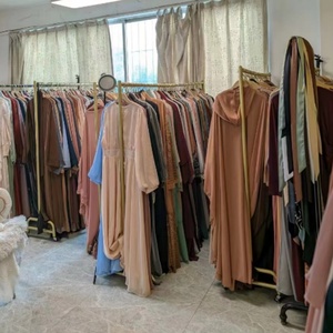 1565# Modest Elegant Kaftan Design Upper Part Maroon Splice Black With Pretty Black Flowers Border Open <b>Abaya</b> - Product Image 4