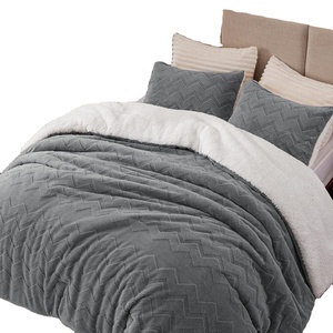 Fluffy Siêu Mềm Sherpa Màu <span class=keywords><strong>Grey</strong></span> <span class=keywords><strong>Comforter</strong></span> Cho Vua Kích Thước Giường Sang Trọng Ấm Bộ Đồ Giường Đặt Cho Mùa Đông Mờ Giường Bộ 3 Miếng - Product Image 1
