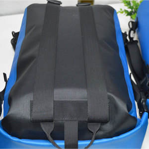 <span class=keywords><strong>Sacca</strong></span> Impermeabile in PVC da 25L e Zaino Galleggiante per Escursionismo e Kayak, Stile Unisex alla Moda - Product Image 5