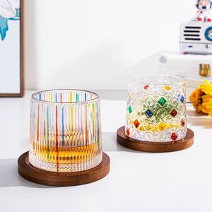Gobelet en verre rotatif créatif personnalisé pour vin, café et whisky, idéal pour la décompression et la fabrication maison - Vente en gros - Product Image 3