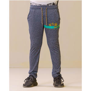 Pantalon en tricot polyvalent pour garçons avec ceinture élastique et texture légère adapté aux moments de jeu et de détente du week-end - Product Image 3