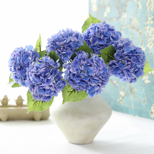 زهرة هيدرانجيا اصطناعية كبيرة عالية الجودة باللون الأزرق والأخضر والوردي، ساق واحدة، واقعية ومصنوعة يدويًا من اللاتكس للحفلات وأعياد الميلاد - Product Image 4