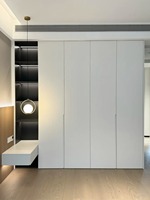 Armoire de chambre à coucher de style moderne personnalisable, armoire avec portes coulissantes