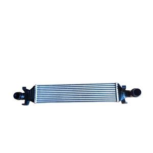 <span class=keywords><strong>Intercooler</strong></span> moteur 246 500 09 00 pour Mercedes Benz W246W156 - Product Image 1